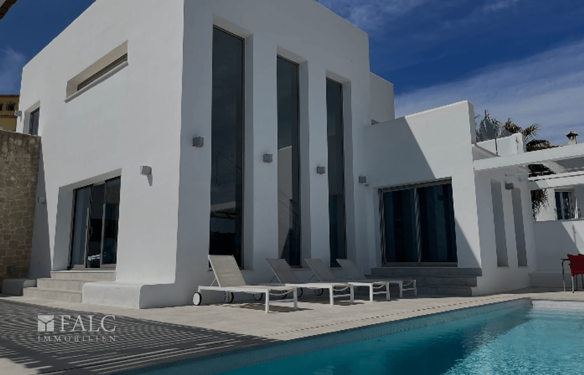 Villa mit Pool